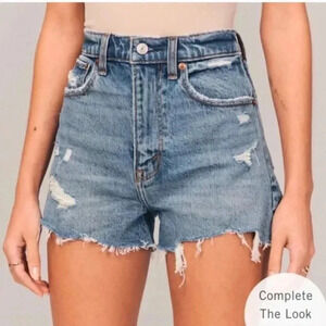 ABERCROMBIE & FITCH The 4” Mom Short High Rise Curve Love Women’s Size 27/4